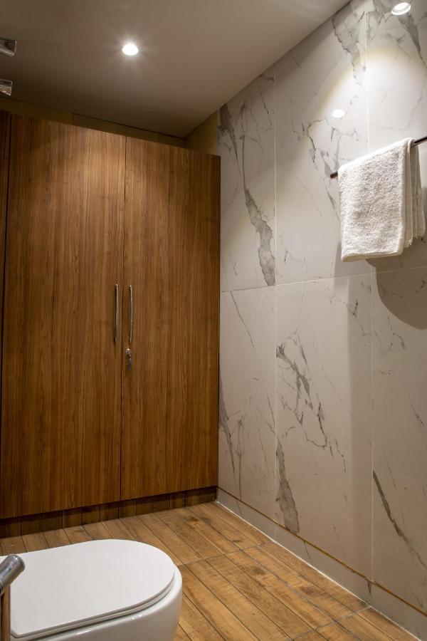 גורגאון Perch Service Apartment-Mg Road מראה חיצוני תמונה